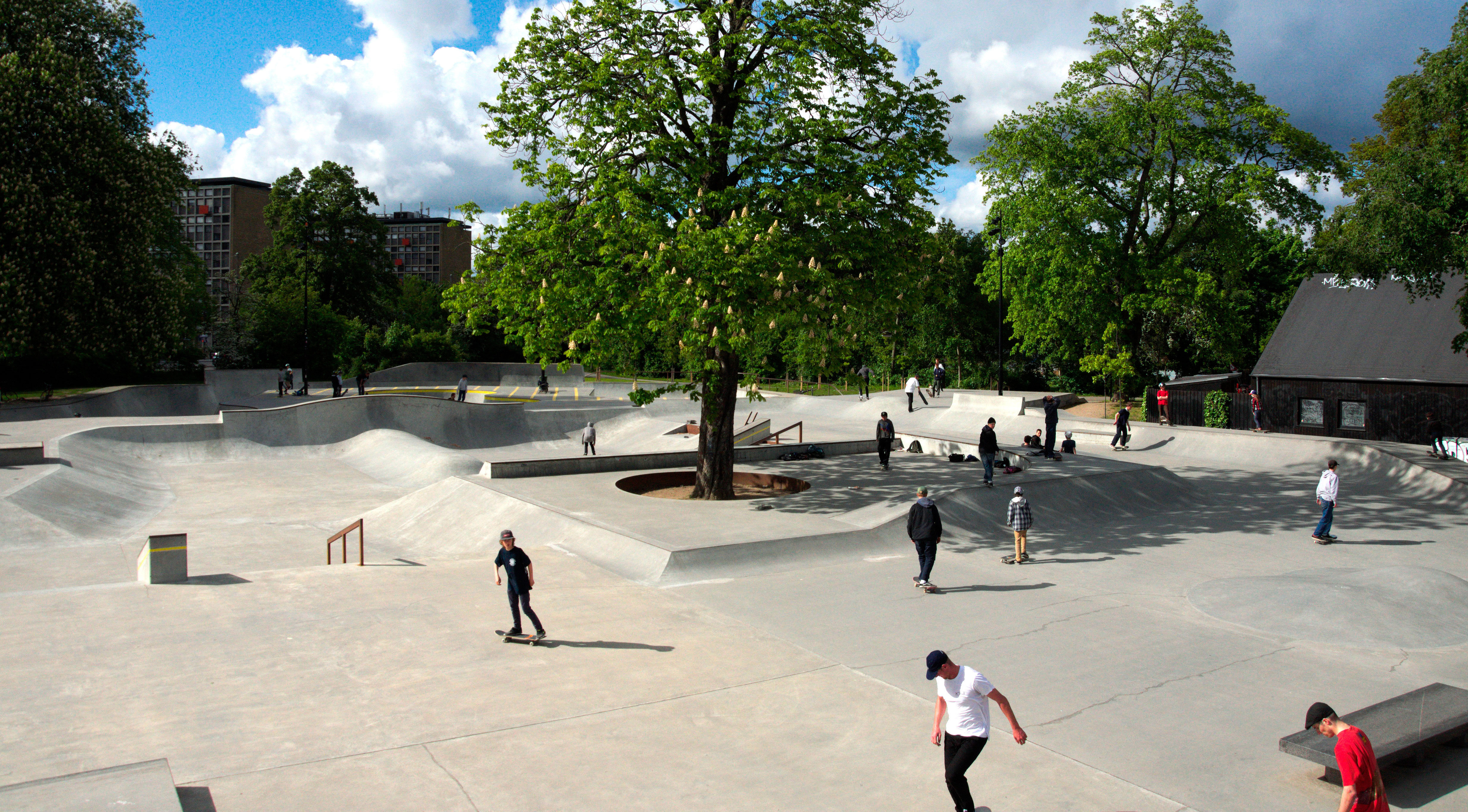 La Stazione di Milano Centrale tra i migliori Skate Park in Europa, secondo Tony Hawk