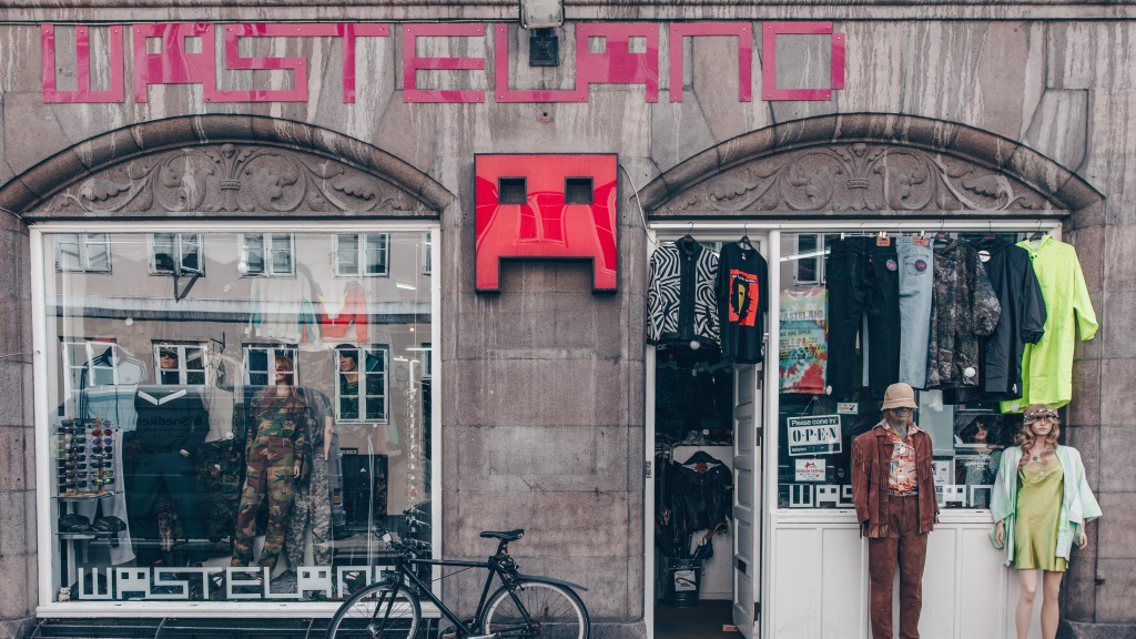 Best Luxury thrift stores in Copenhagen 🇩🇰