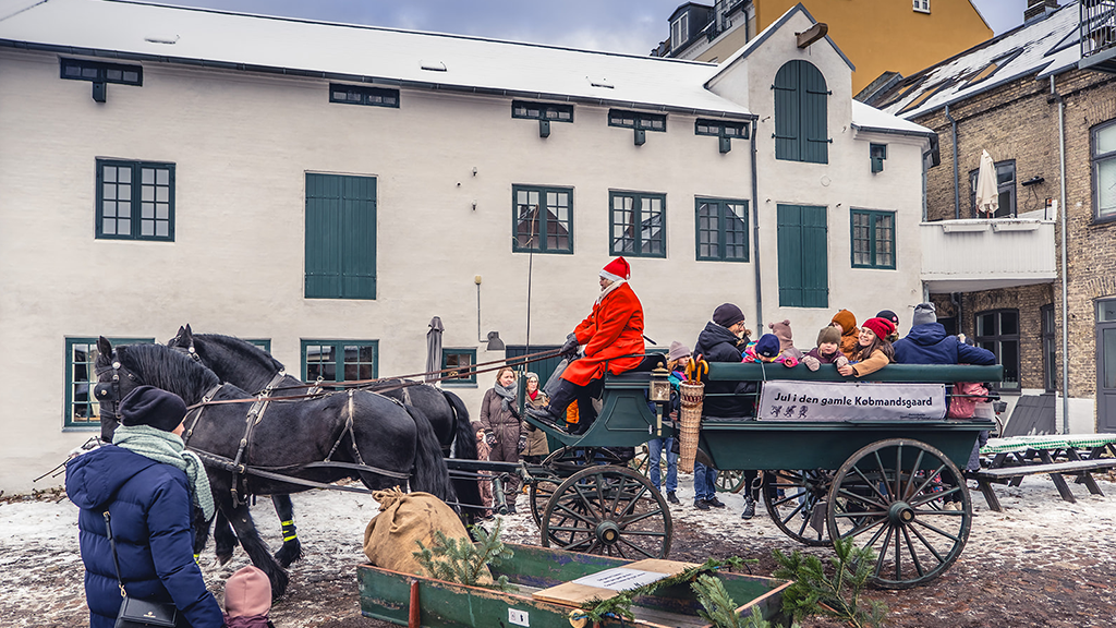 Julemarked - Lützhøfts Købmandsgård