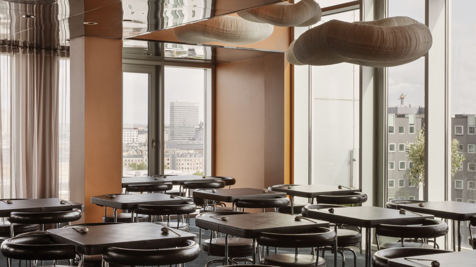 Sticks'n'Sushi Tivoli Hotel