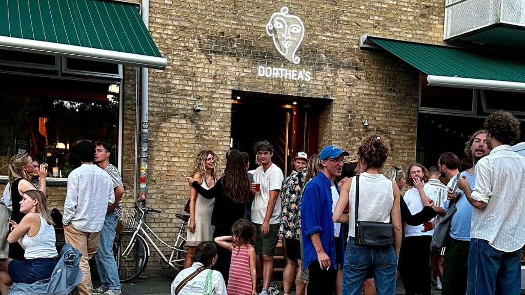 Dorthea's bar