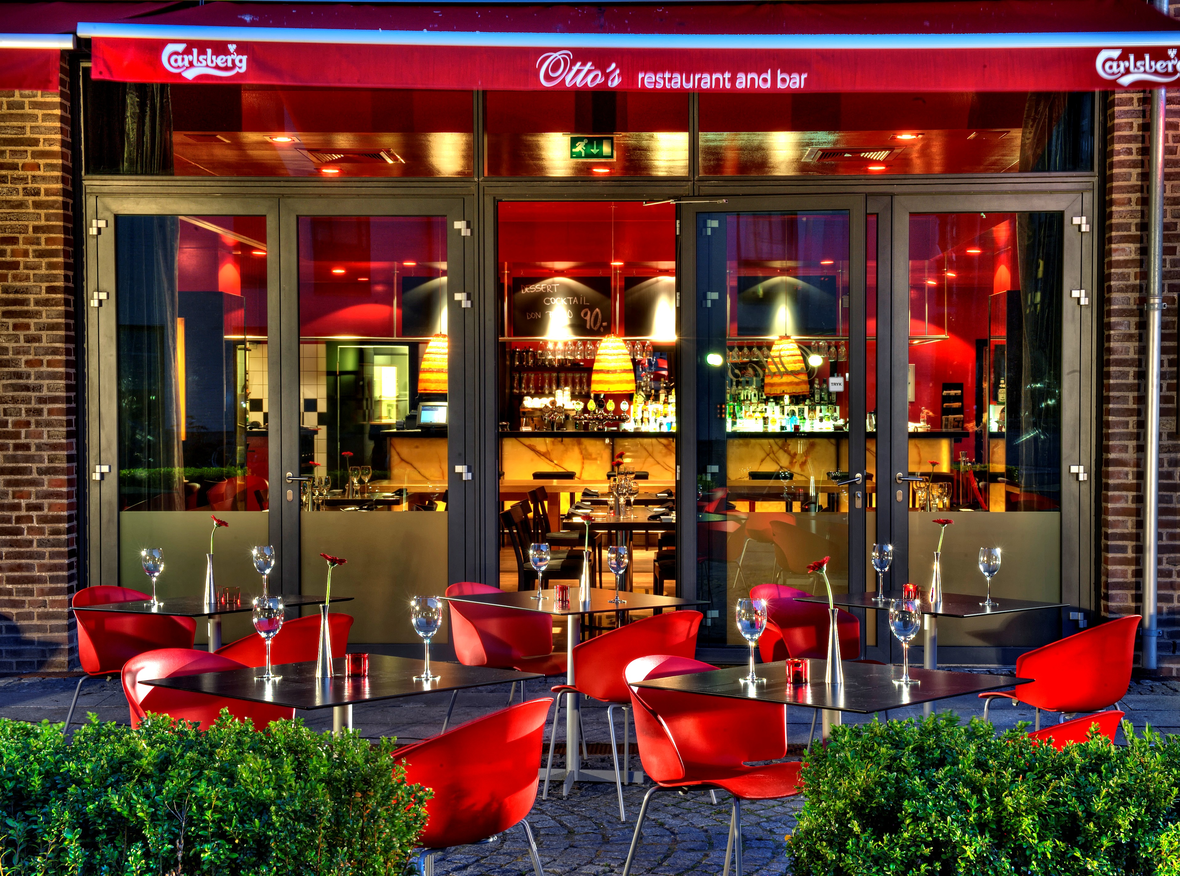 Otto's Restaurant and Bar