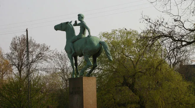 Carl Nielsen statue