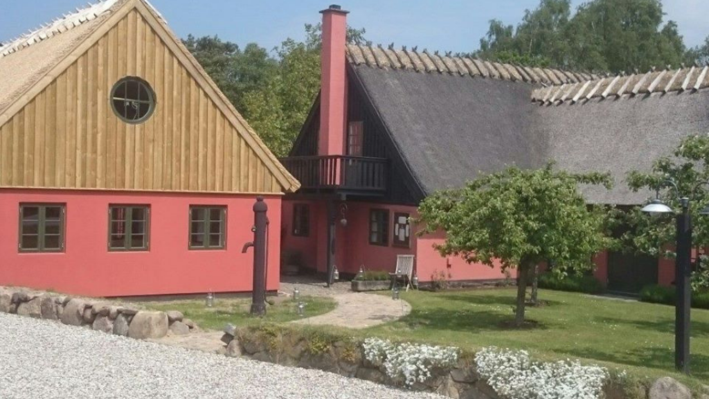 Restaurant Tinggården - Gourmet and delicious wines in idyllic surroundings