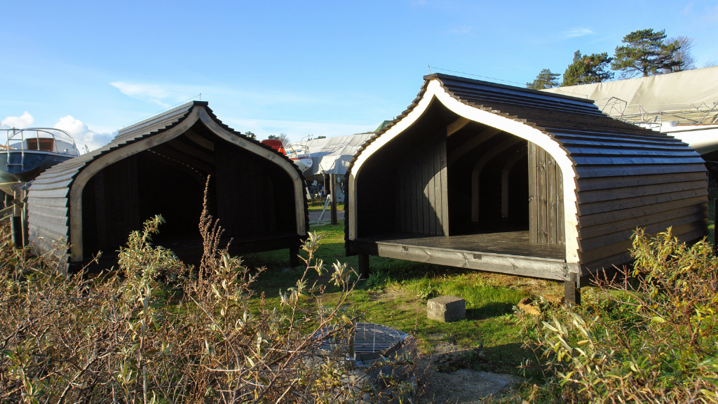 Shelters at Lynæs harbour