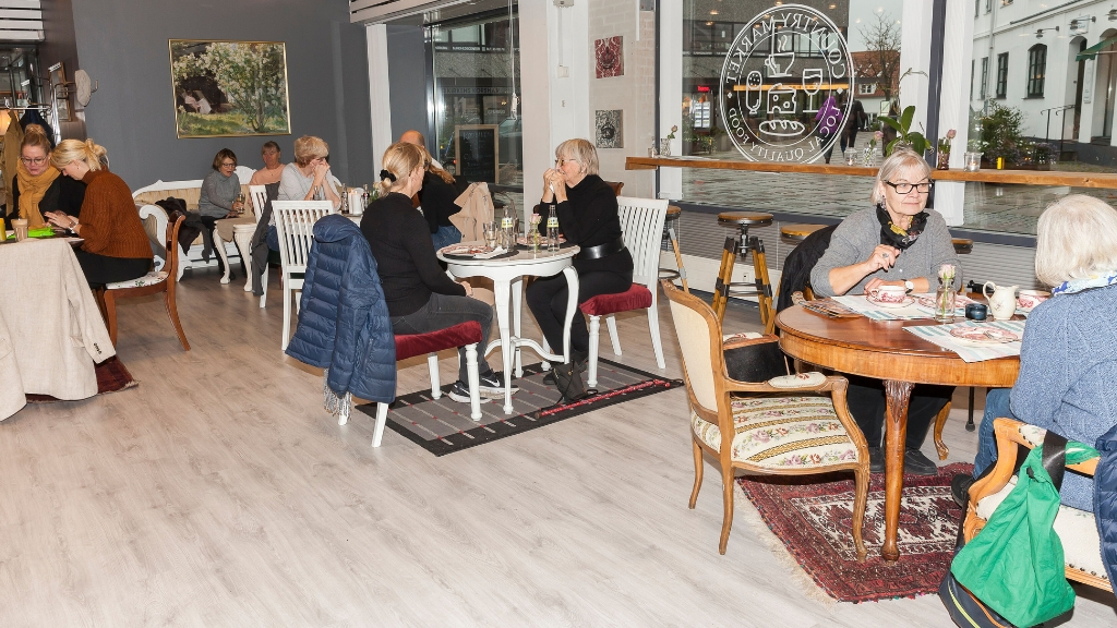 Country Market in Fredensborg – A Cosy Marketplace with Local Delicacies