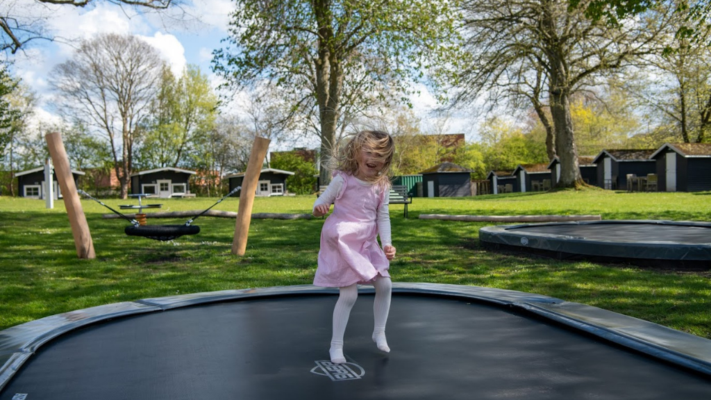 Hillerød Camping - Southern atmosphere in the castle town