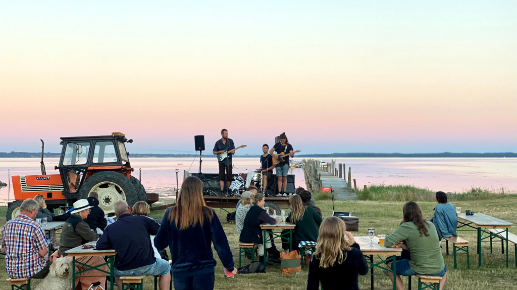 Byaasgaard Nature Camping - Camping life with fjord views and coziness