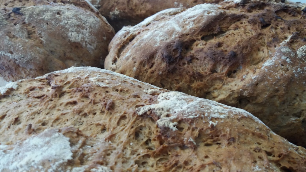 Ann's Lækkerier in Lynæs - Freshly Baked Cakes, Bread, and Cookies