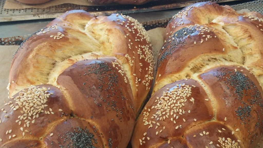 Ann's Lækkerier in Lynæs - Freshly Baked Cakes, Bread, and Cookies