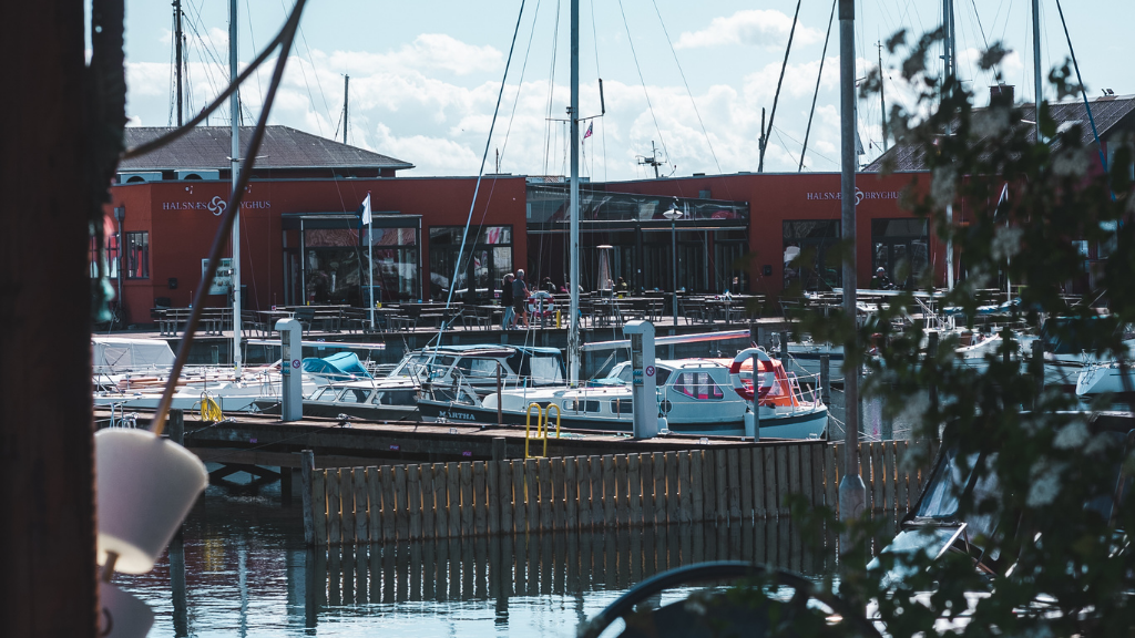 Fjordens Café, Ishus & Minigolf