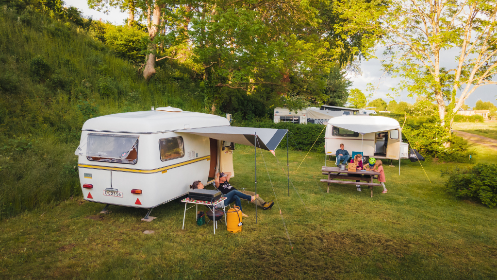 Byaasgaard Nature Camping - Camping life with fjord views and coziness