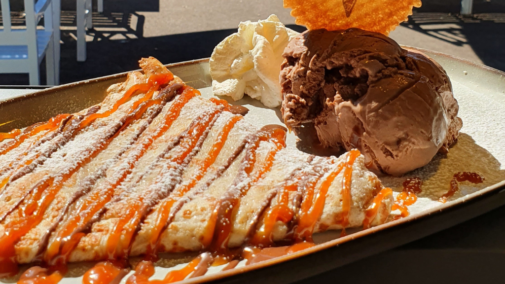 Kanalkiosken - Eis- und Waffelbäckerei am Hafen in Gilleleje