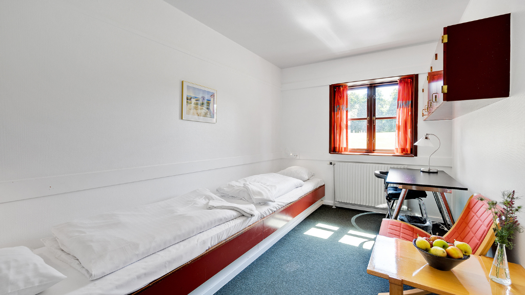 Danhostel Hillerød: Unique location near Frederiksborg Castle
