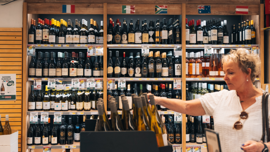 MIN Købmand in Liseleje: Groceries, local specialities, and more for your vacation.