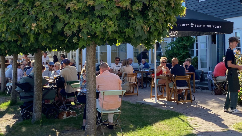 Liseleje Badehotel | A beach hotel with tradition and modernity