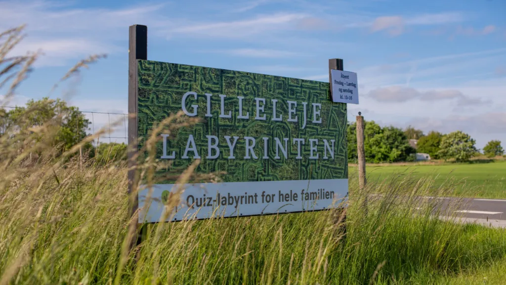 Besøg Gilleleje Labyrinten i Gilleleje. Aktivitet for hele familien.