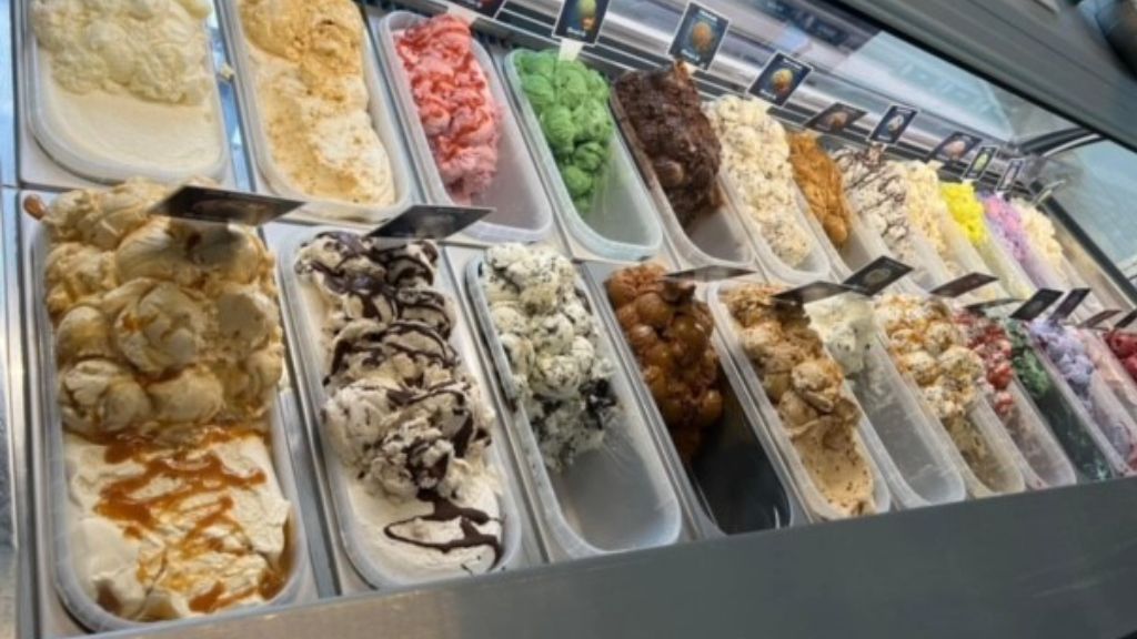 Fjordens café og Ishus