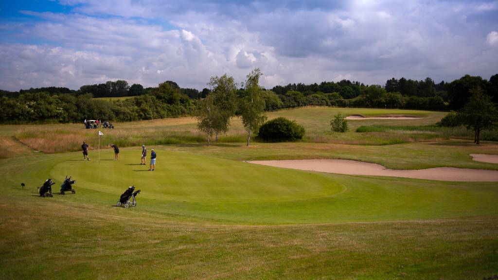 PIBE MØLLE GOLF - Golf Center in North Zealand