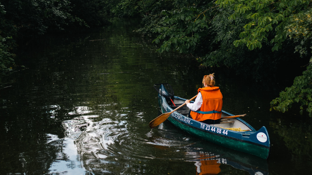 Experience Frederiksværk Canal: An idyllic canoe or kayak trip in the heart of North Zealand