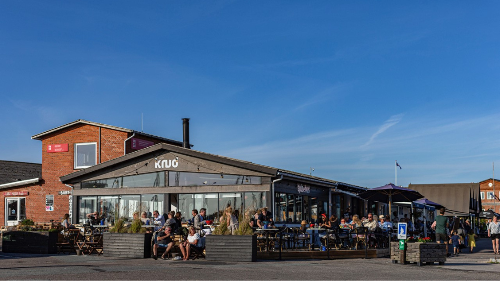 Knud Spisehus - Unique gastronomy and meetings at the waterfront in Hundested
