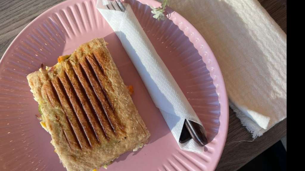 Toast IsSalonen Frederiksværk