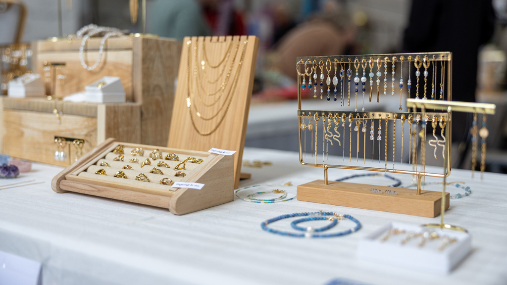 KUNSTEN – Art Market at Hundested Harbour in June