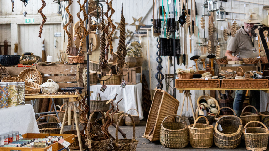 KUNSTEN – Art Market at Hundested Harbour in June