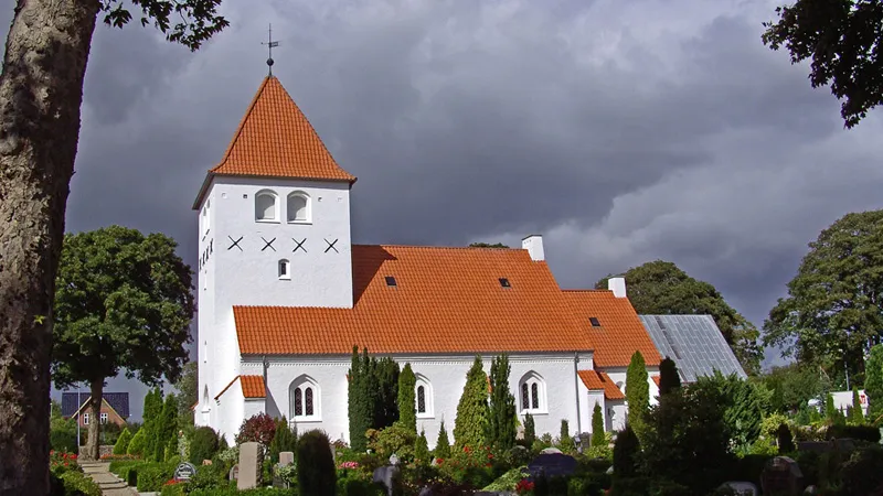 Hejnsvig Kirke - Facade