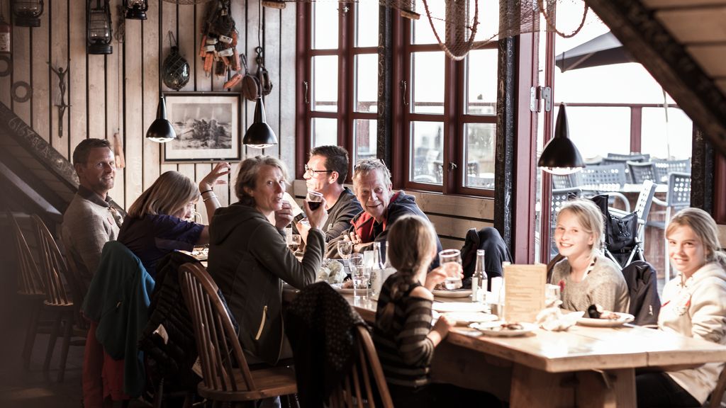 Familie frokost i Gudhjem