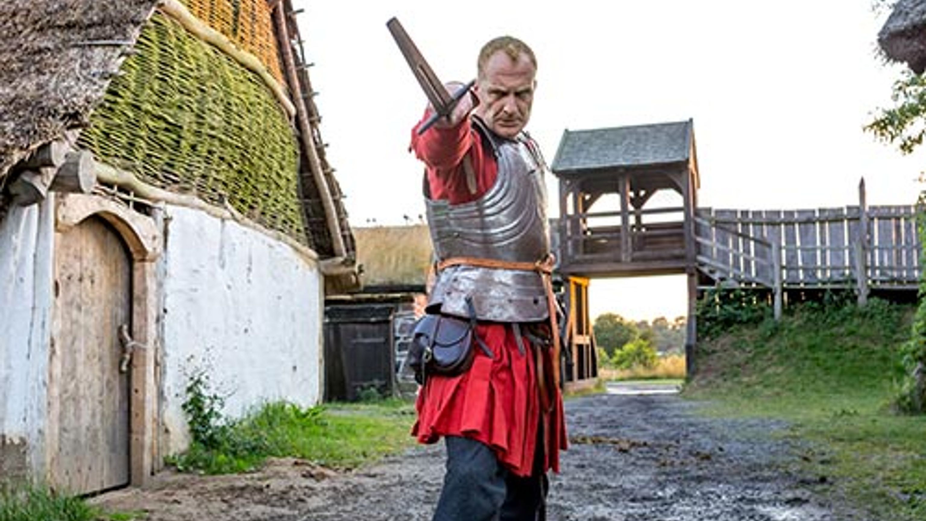 Soldat med træsværd - Bornholms Middelaldercenter