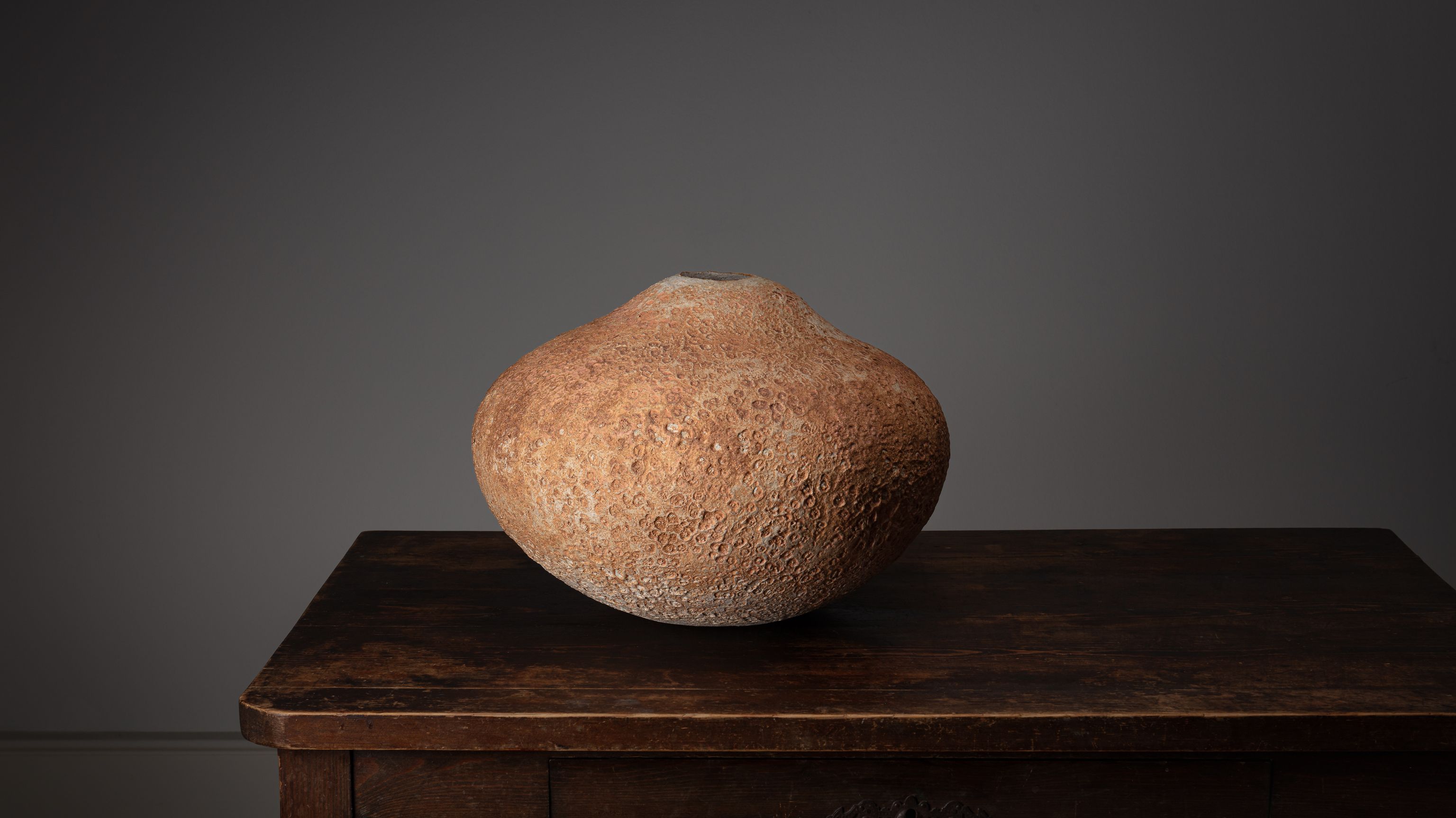 Modelleret 'klode', Eva Brandt