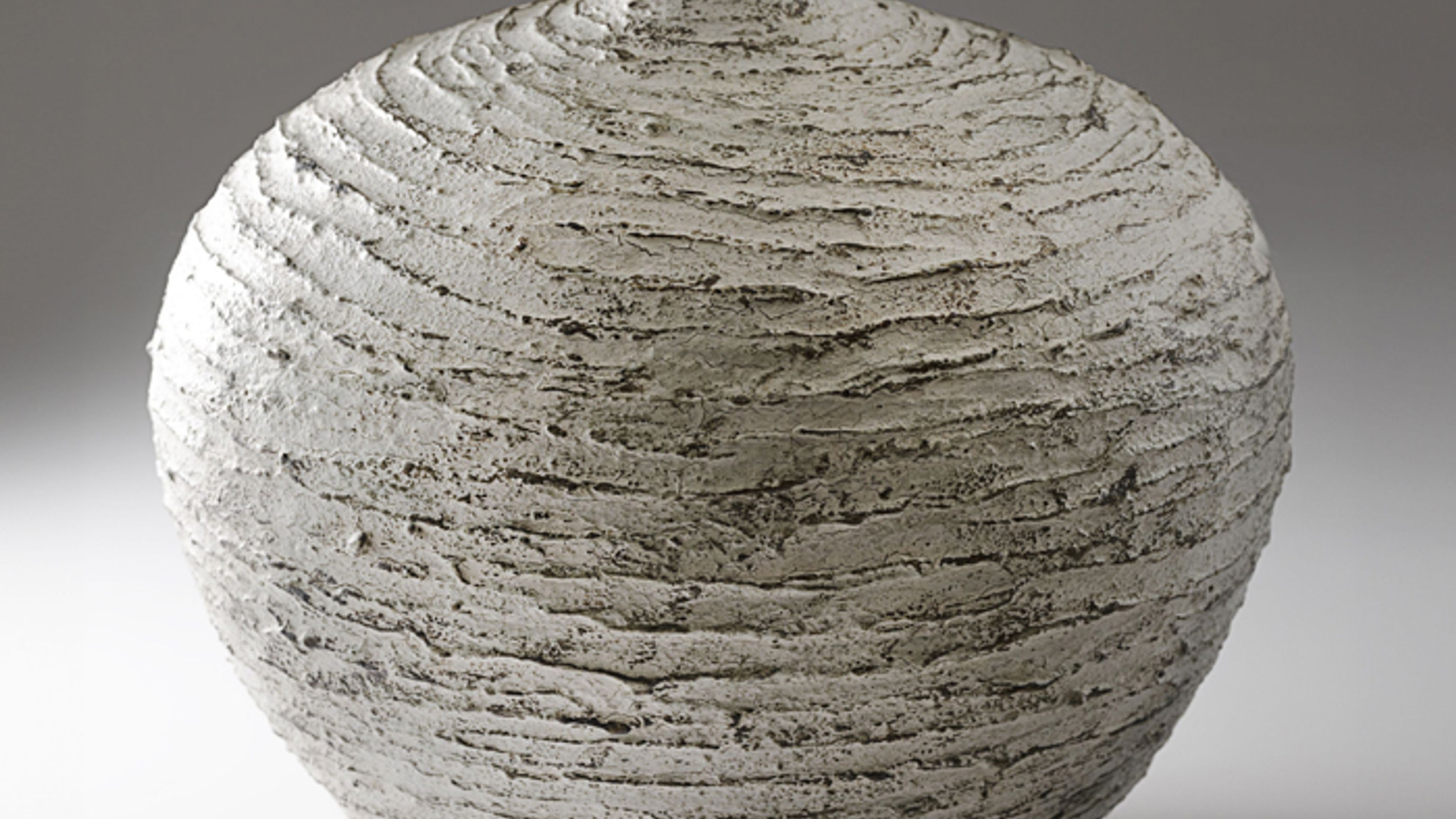 Modelleret krukke, Eva Brandt