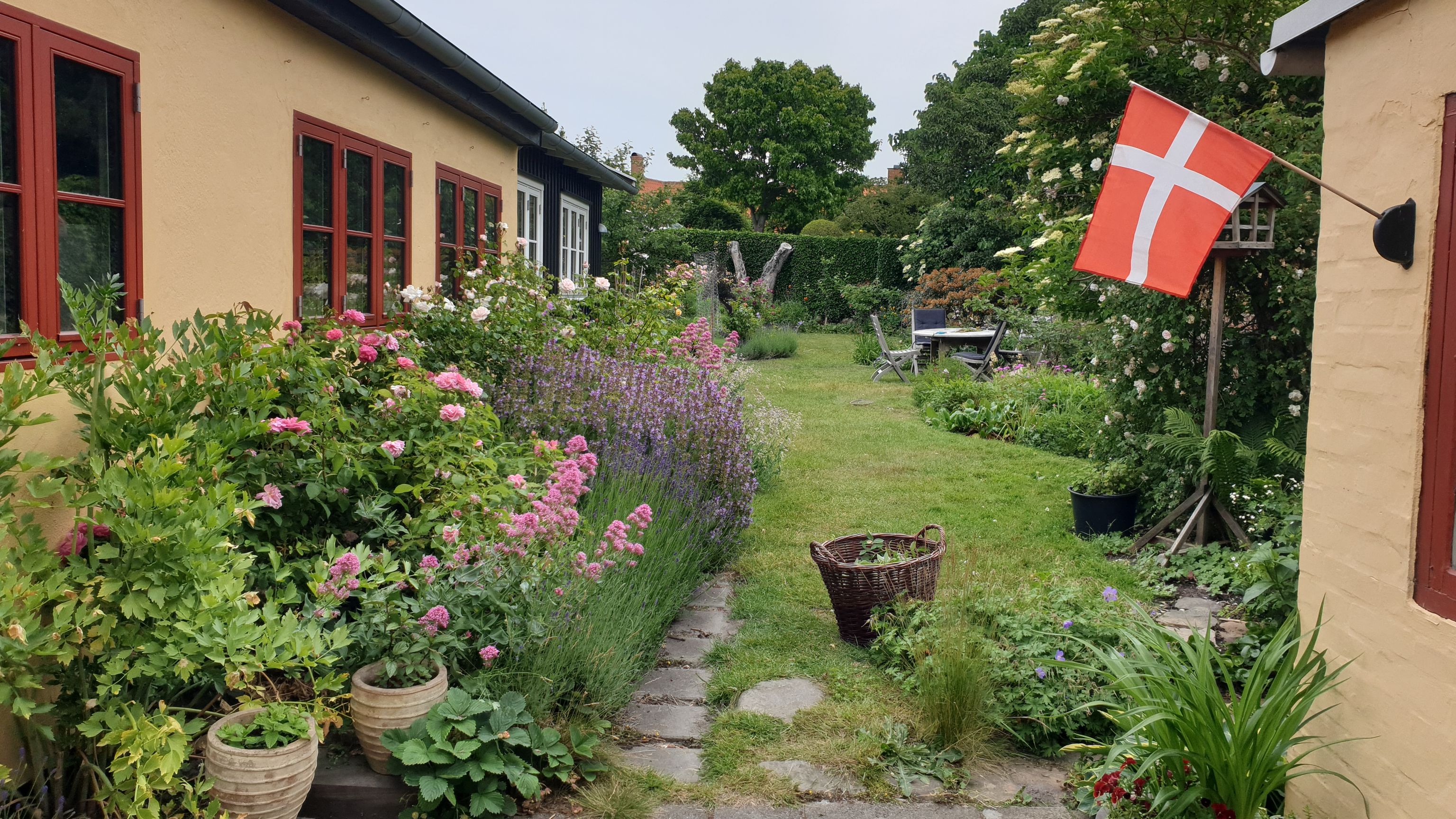 Værksteder og butik, Eva Brandt, Larsegade 23 i Rønne