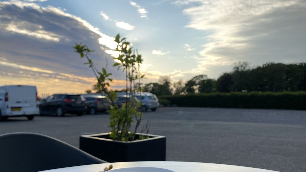 Smuk himmel over Café Solskin