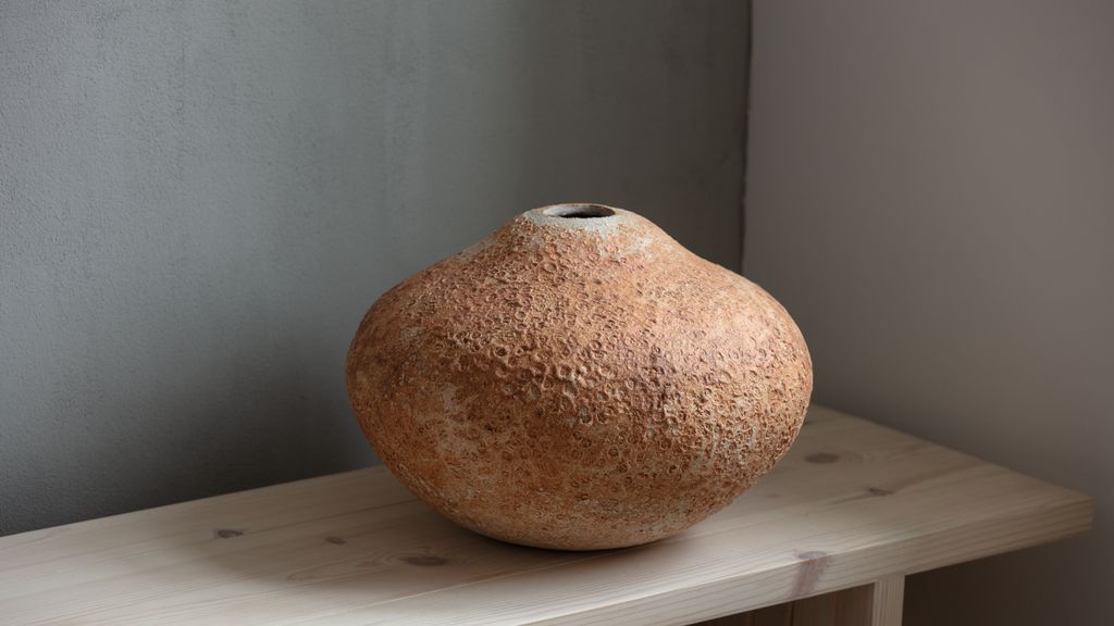 Modelleret 'klode', Eva Brandt