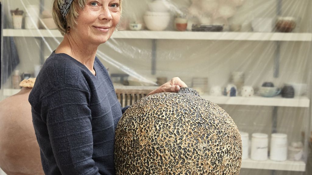 Portræt med krukke, Eva Brandt