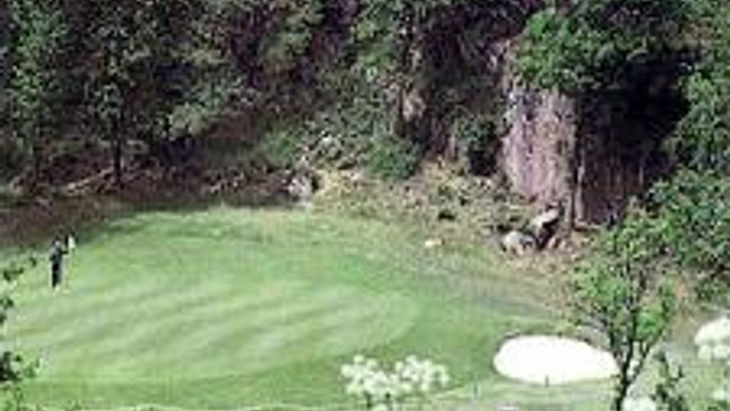 Gudhjem Golfklub - Rø Golf