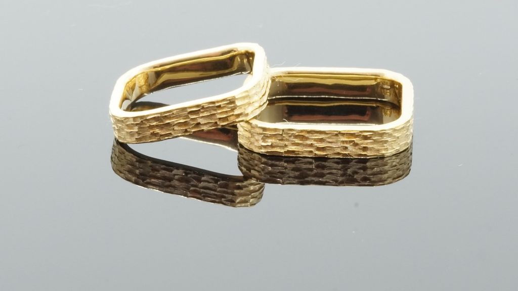 Bornholm - Vielsesringe Bark i 14 karat guldhvidguld