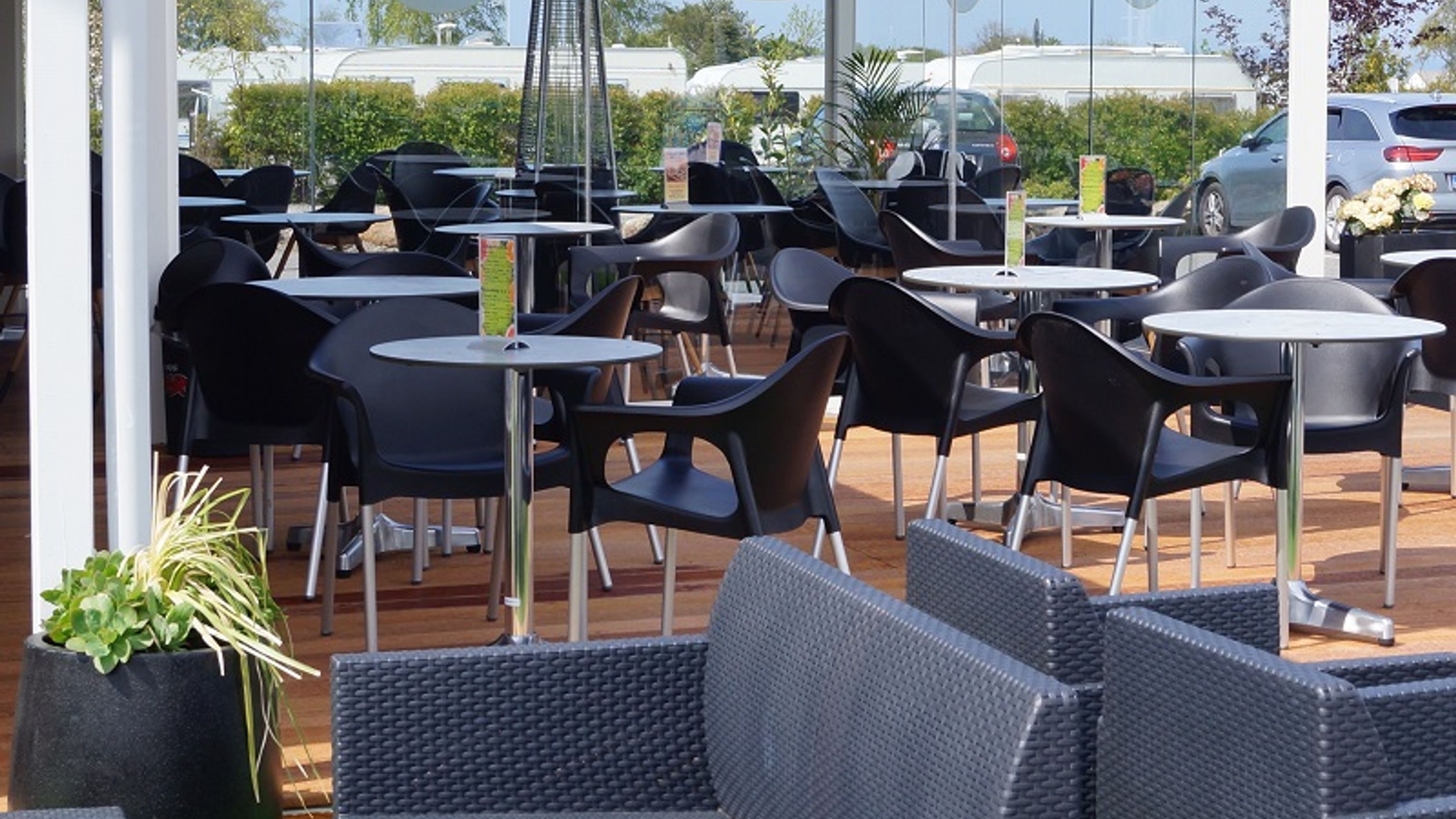 Cafe Solskin på campingpladsen