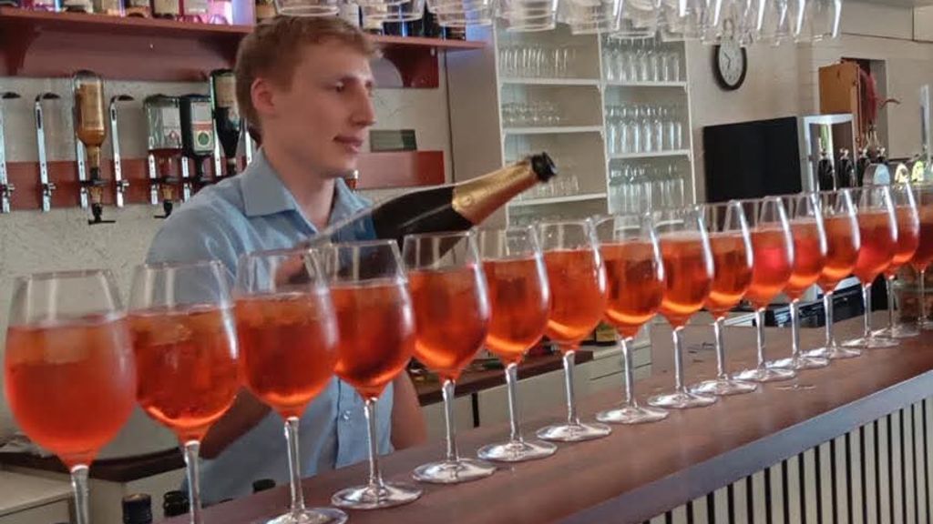 Restaurant, Balka Bar