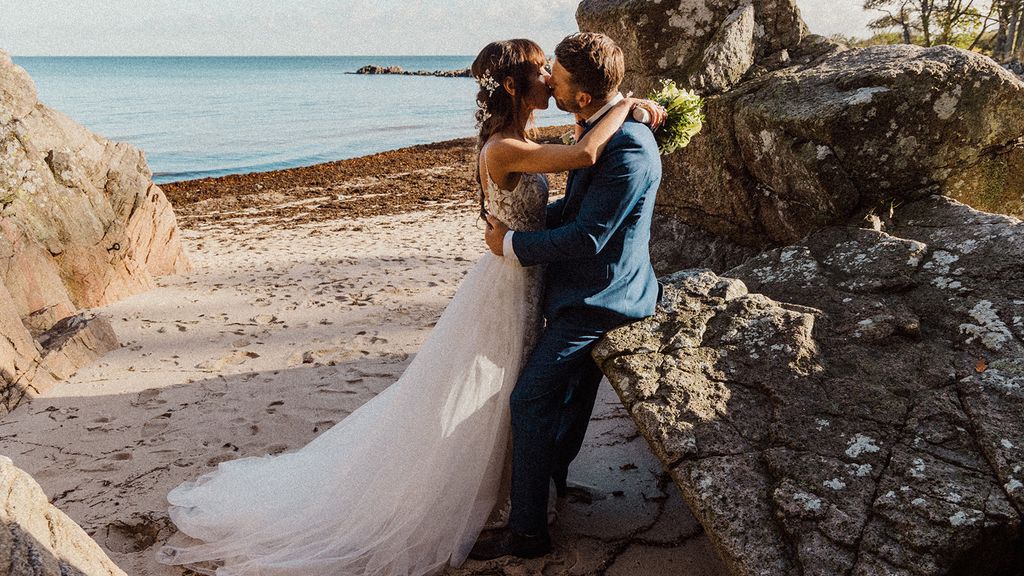 Scandinavian elopement