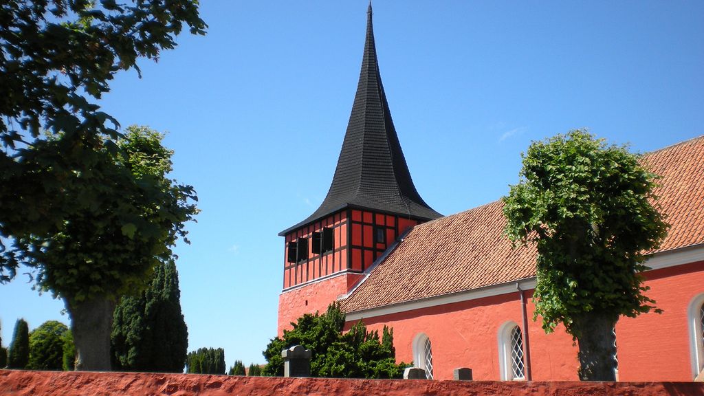 Svaneke Kirke