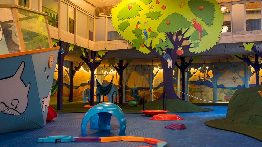 Værftet - Indendørs skate-hal, legeland og café