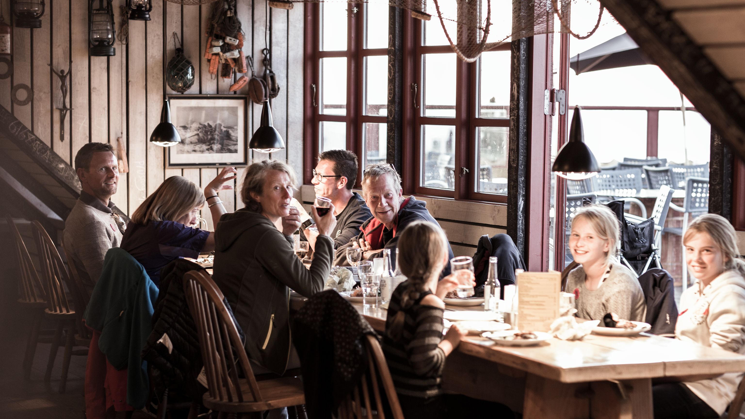 Familie frokost i Gudhjem