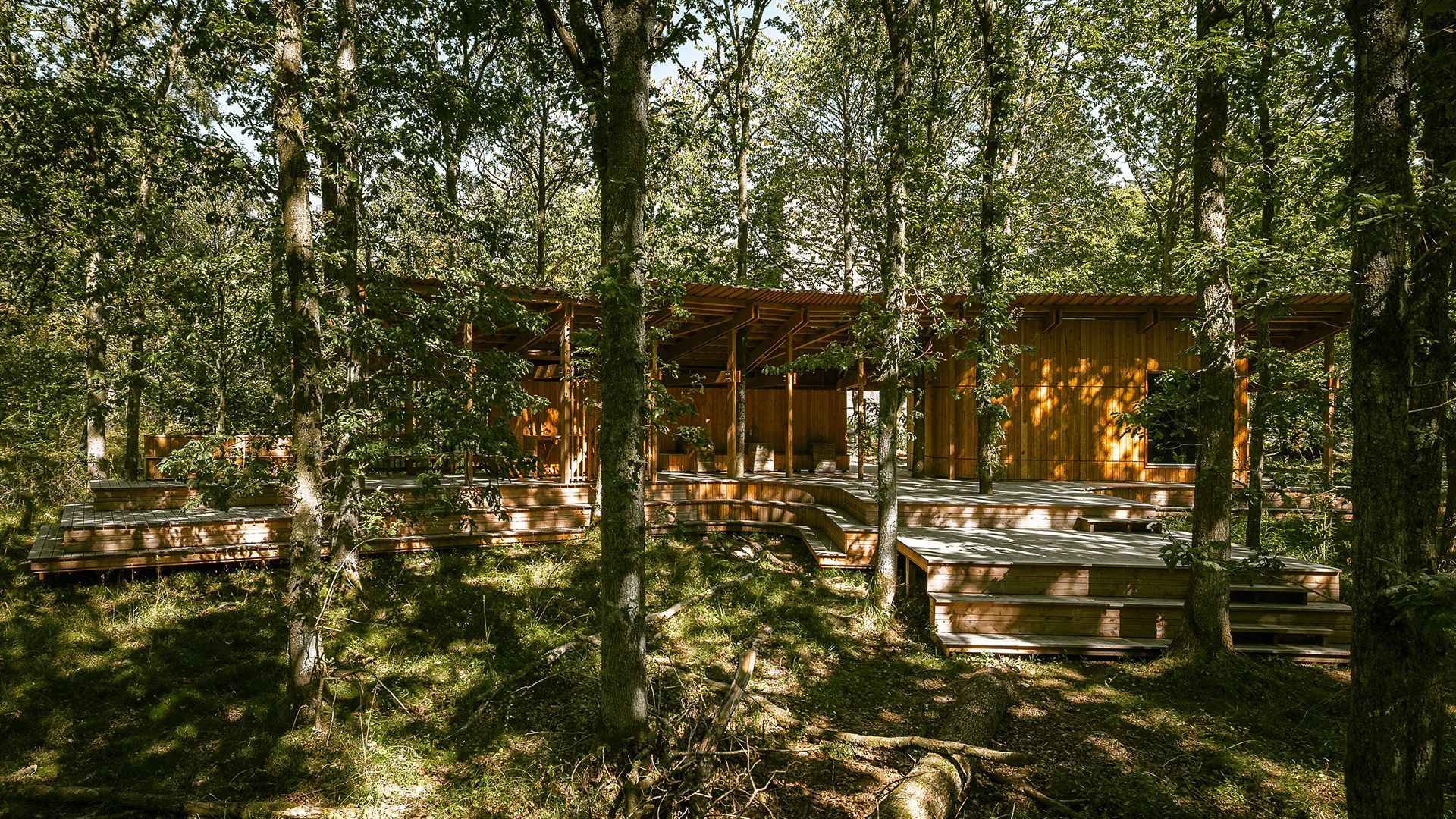 Das neu errichtete Wanderzentrum am Rytterknægten in Almindingen