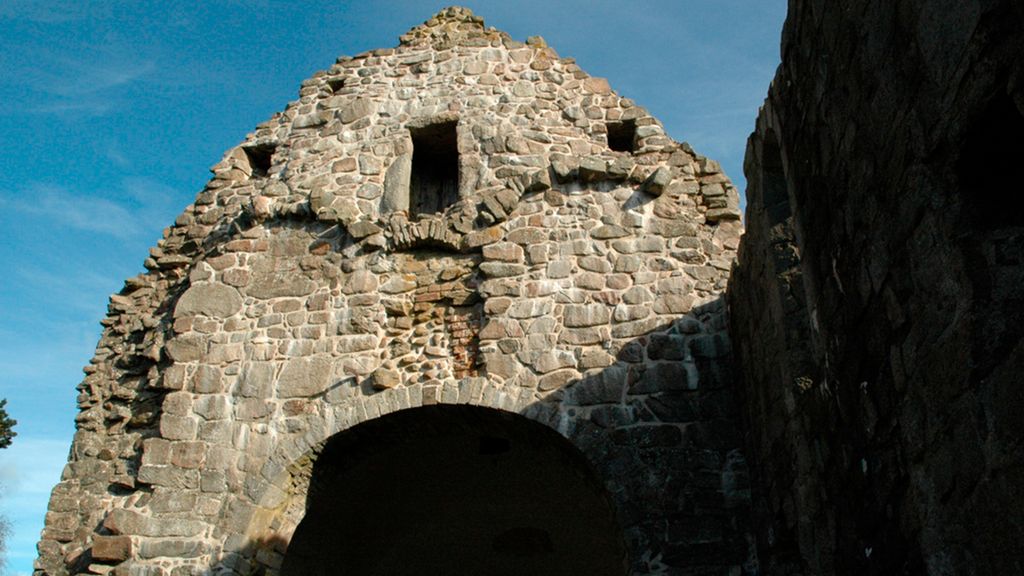 Østermarie Kirkeruin