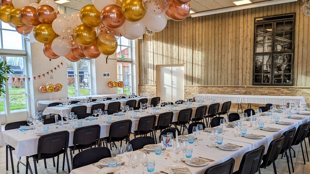 Konference og mødercenter, selskabslokale