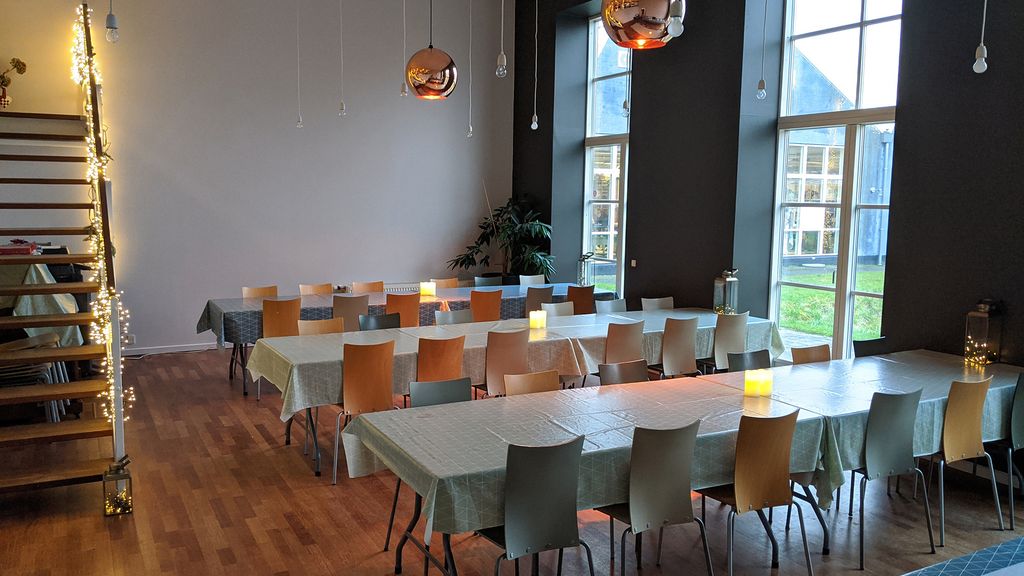 Konference og mødercenter, selskabslokale