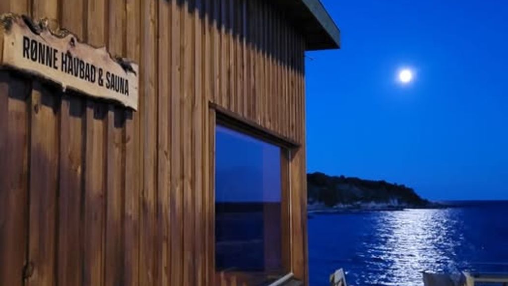 Aften ved Rønne Havbad